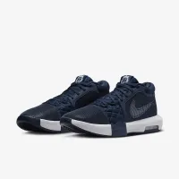 Nike LeBron Witness 8 баскетбольні Кросівки блакитний