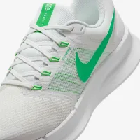 Nike Run Swift 3 чоловічі Road Running Кросівки колір білий