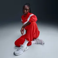 Nike Sportswear Club Fleece женская Mid-Rise оверсайз Sweatpants цвет красный