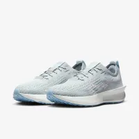Nike Interact Run женская Road Running Кроссовки цвет серый
