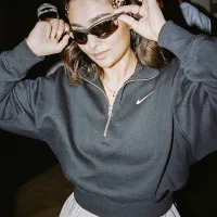 Nike Sportswear Phoenix Fleece жіноча 1/2-Zip Cropped світшот колір чорний