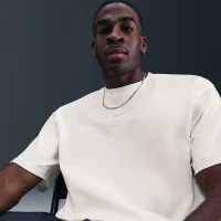 Nike Sportswear чоловічі Max90 футболка колір білий