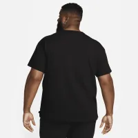Nike Sportswear Premium Essentials чоловічі футболка колір чорний