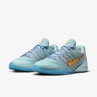 Nike Sabrina 3 
