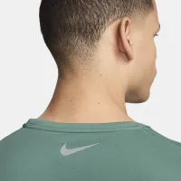 Nike Miler Flash чоловічі Dri-FIT UV Short-Sleeve Running Top колір зелений
