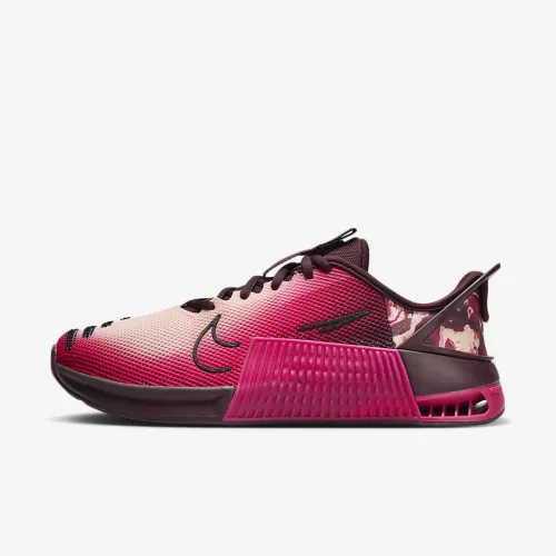 Nike Metcon 9 EasyOn AMP женская для тренировок Кроссовки цвет красный