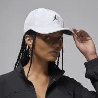 Nike Jordan Dri-FIT Club Unstructuцвет красный Curved Bill Cap цвет белый