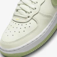 Nike Air Force 1 Mid LE Big Kids' взуття Green