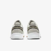 Nike Legend Essential 2 Premium женская тренировочные Кроссовки цвет серый