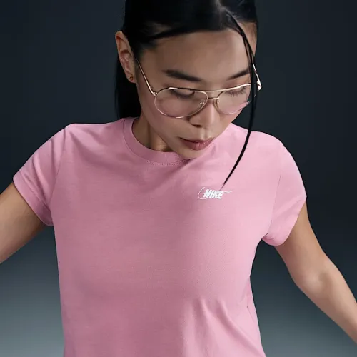 Nike Sportswear Club женская Short-Sleeve Cropped Graphic футболка Pink