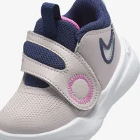Nike Team Hustle D 11 Baby/Toddler Кроссовки цвет фиолетовый
