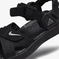 Nike ACG Air Deschutz+ босоніжки колір чорний