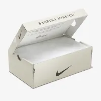 Nike Sabrina 1 