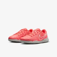 Nike Jr. Tiempo Legend 10 Club Little/Big детские Indoor/Court Low-Top Soccer Кроссовки Pink