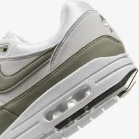 Nike Air Max 1 жіноча Кросівки колір білий