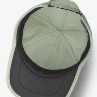 Nike Dri-FIT Club Unstructuколір червоний Featherlight Cap колір зелений