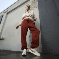 Nike Tech Hera женская Кроссовки цвет белый