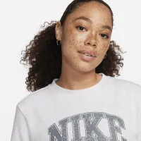Nike Sportswear Club Fleece жіноча Crew-Neck світшот колір коричневий