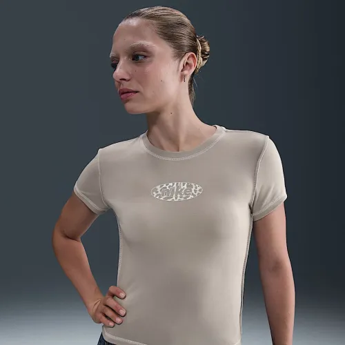 Nike Sportswear Chill Knit жіноча Slim Cropped Top колір сірий