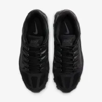 Nike Reax 8 TR жіноча для тренування Кросівки колір чорний