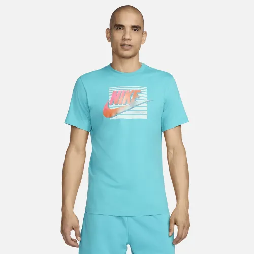 Nike Sportswear чоловічі футболка колір зелений