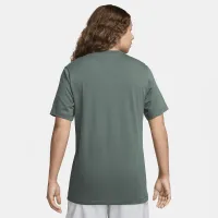 Nike Sportswear чоловічі футболка колір зелений