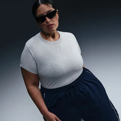 Nike Sportswear Chill Knit жіноча Cropped футболка (великі розміри) колір сірий