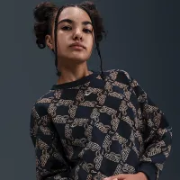 Nike Sportswear Club Fleece Big детские (Girls') оверсайз Printed Crewneck свитшот цвет черный