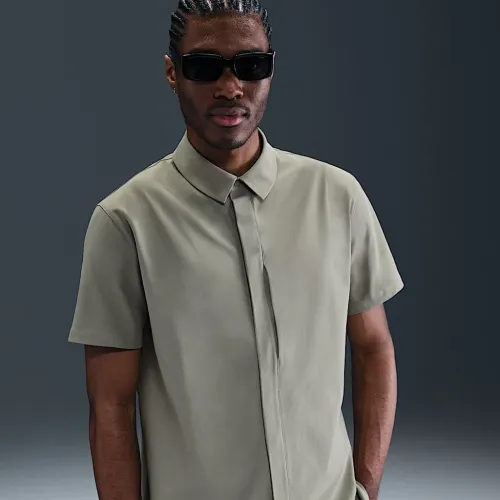 Nike 24.7 PerfectStretch чоловічі Dri-FIT Short-Sleeve Button-Down Top колір зелений