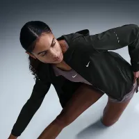Nike Swift жіноча Repel Packable Running Куртка колір чорний