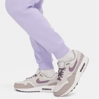 Nike Sportswear Club Fleece Big дитячі Joggers (Extended Size) колір фіолетовий