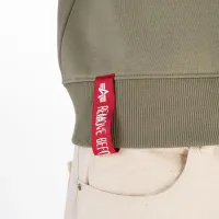 Кофта/футболка Alpha Industries Basic Sweater 17830211 - зеленая