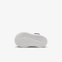 Nike Cosmic Runner Baby/Toddler Кросівки колір чорний