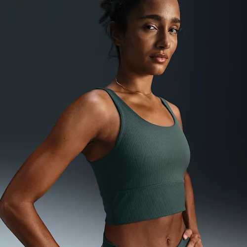 Nike Zenvy Rib женская Light-Support Padded Longline Sports Bra цвет зеленый