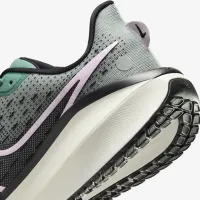 Nike Vomero 17 женская Road Running Кроссовки цвет зеленый