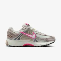 Nike Zoom Vomero 5 женская Кроссовки цвет серый