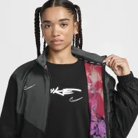 Nike Sportswear Breaking Windrunner женская Куртка цвет черный