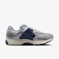 Nike Zoom Vomero 5 мужские Кроссовки цвет серый