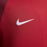 Liverpool FC Academy Pro чоловічі Nike Full-Zip Knit Soccer Куртка колір червоний