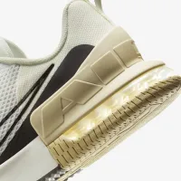 Nike Air Max Alpha Trainer 6 чоловічі для тренування Кросівки колір білий