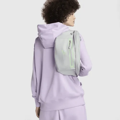 Nike Elemental Premium Fanny Pack (8L) колір сірий