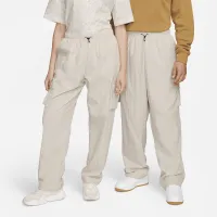 Nike Sportswear Essential жіноча High-Rise Woven Cargo Pants колір коричневий