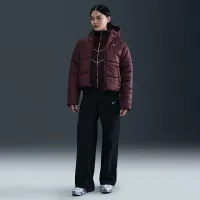 Nike Sportswear Classic Puffer жіноча Therma-FIT Loose Hooded Куртка колір червоний