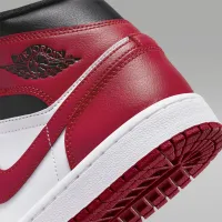 Nike Air Jordan 1 Mid жіноча Кросівки колір чорний