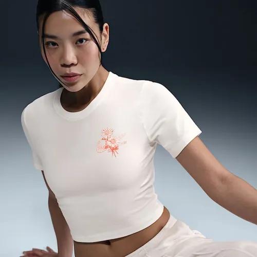 Nike Sportswear Chill Knit жіноча Slim Cropped футболка колір білий