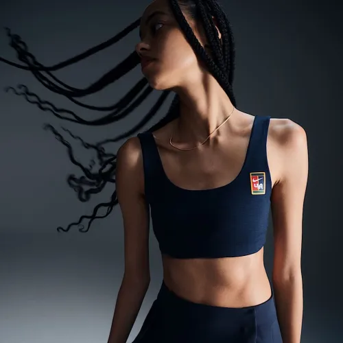Nike Women by YOON женская Light-Support Lightly Lined Sports Bra синий