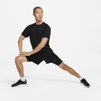 Nike Primary чоловічі Dri-FIT Short-Sleeve Versatile Top колір чорний
