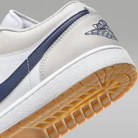 Nike Air Jordan 1 Low чоловічі Кросівки колір білий