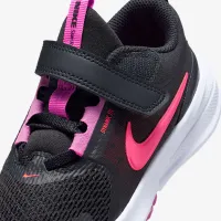 Nike Star Runner 5 Little дитячі Running Кросівки колір чорний