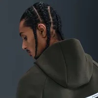 Nike Tech мужские Full-Zip Fleece Windrunner Куртка with Reflective Accents цвет зеленый